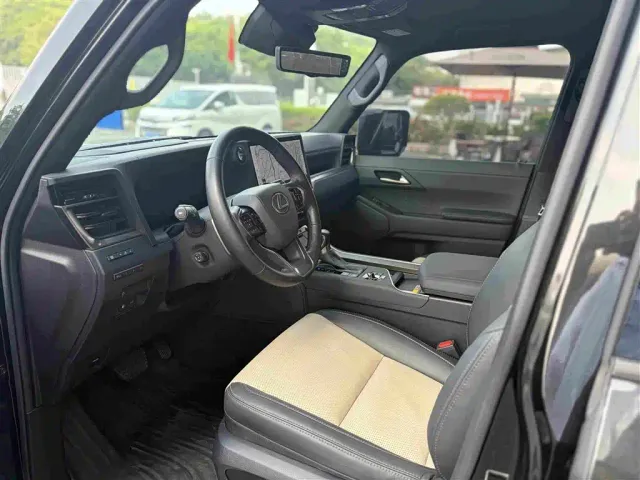 Lexus GX — Фото автомобиля 6