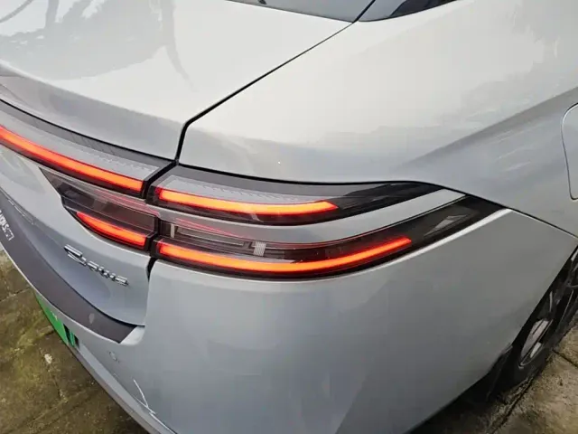 GAC Aion S Plus — Фото автомобиля 7