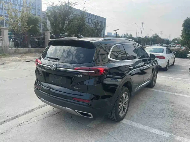 Buick Envision Plus — Фото автомобиля 3