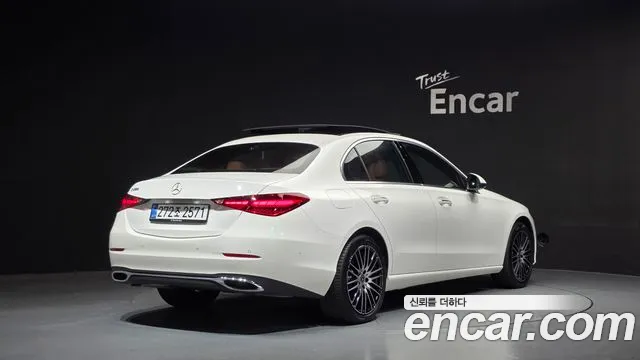 Mercedes-Benz C-Class W206 — Фото автомобиля 2