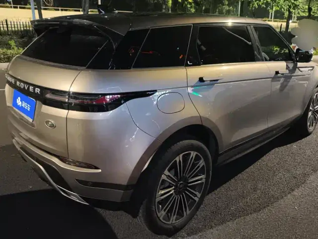 Land Rover Range Rover Evoque — Фото автомобиля 3