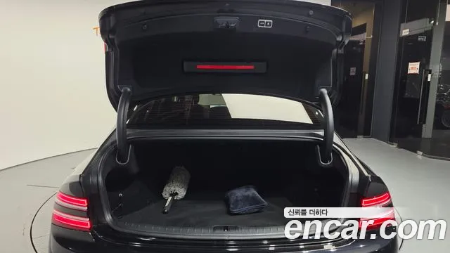 Genesis G80 Бензин 2.5 турбо AWD — Фото автомобиля 20