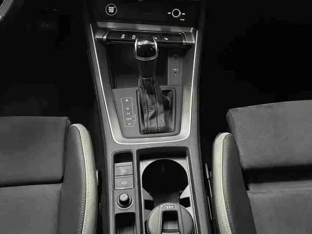 Audi Q3 — Фото автомобиля 16