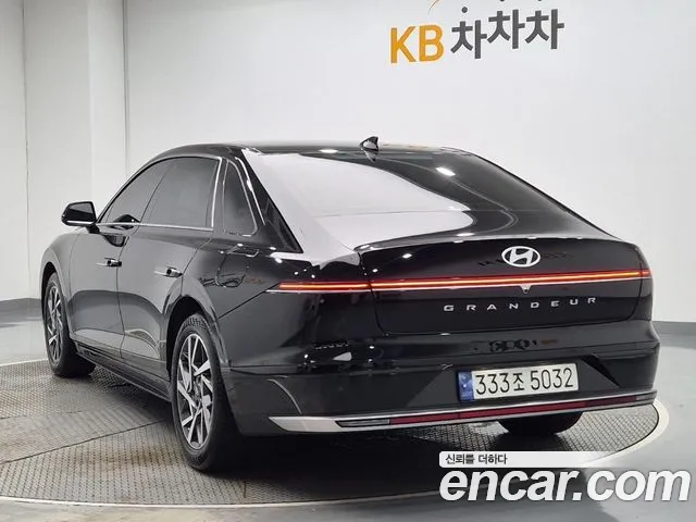 Hyundai Grandeur Grandeur (GN7) 2.5 Бензин 2WD — Фото автомобиля 2