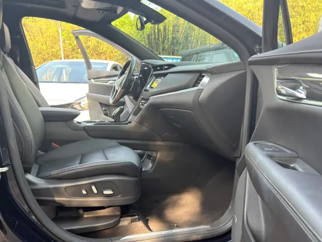 Cadillac XT5 — Фото автомобиля 16