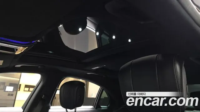 Mercedes-Benz S-Class — Фото автомобиля 19