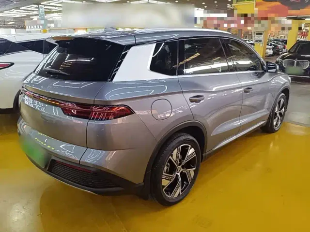 BYD Song Pro — Фото автомобиля 6