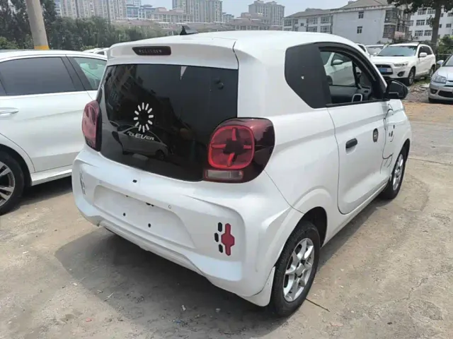 Roewe Clever — Фото автомобиля 6