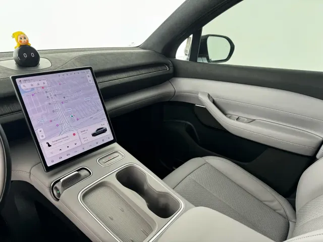 Nio EC6 — Фото автомобиля 6