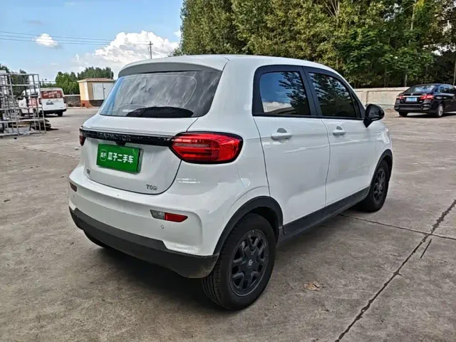 Leapmotor T03 — Фото автомобиля 6