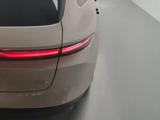 Nio ET5 Touring — Фото автомобиля 7
