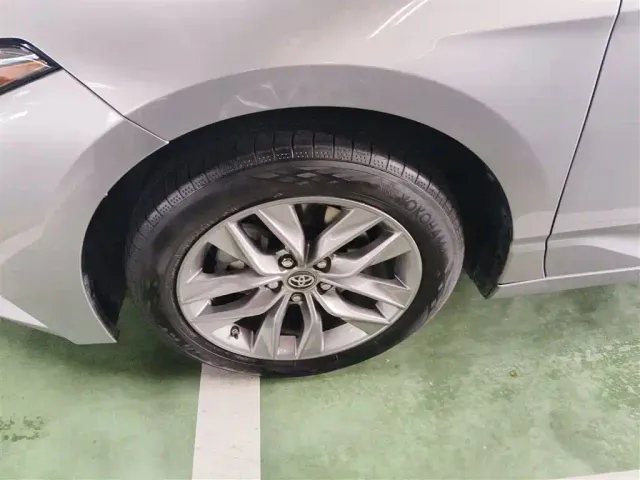 Toyota Avalon — Фото автомобиля 22