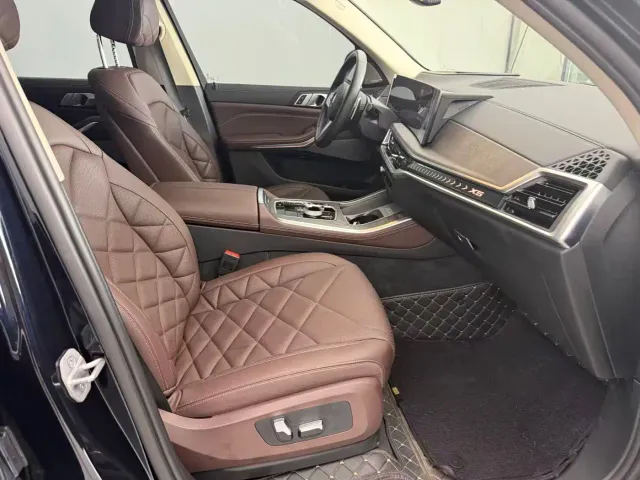 BMW X5 — Фото автомобиля 8