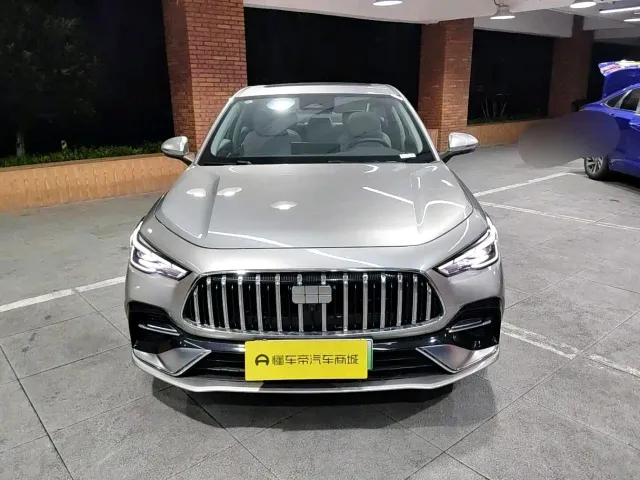 Geely Galaxy Stellar 6 — Фото автомобиля 7