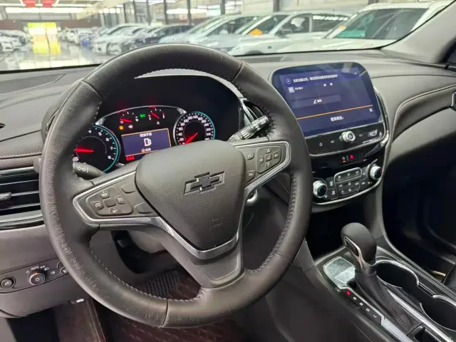 Chevrolet Equinox — Фото автомобиля 5