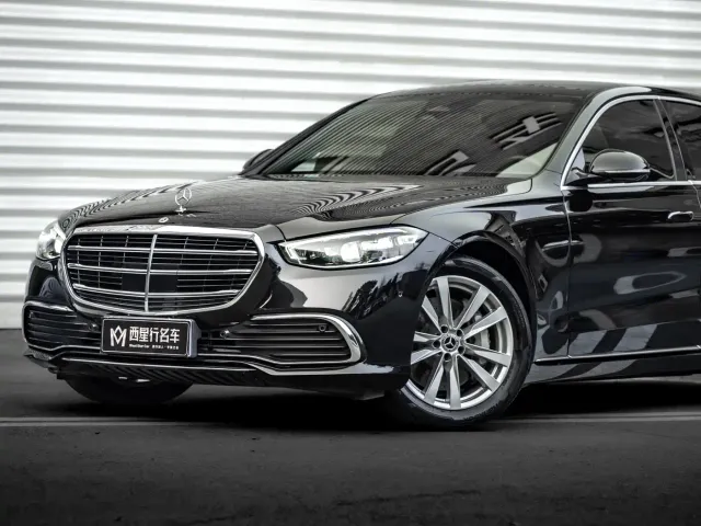 Mercedes-Benz S-Class — Фото автомобиля 4