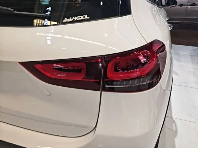 Mercedes-Benz GLA-Class — Фото автомобиля 7