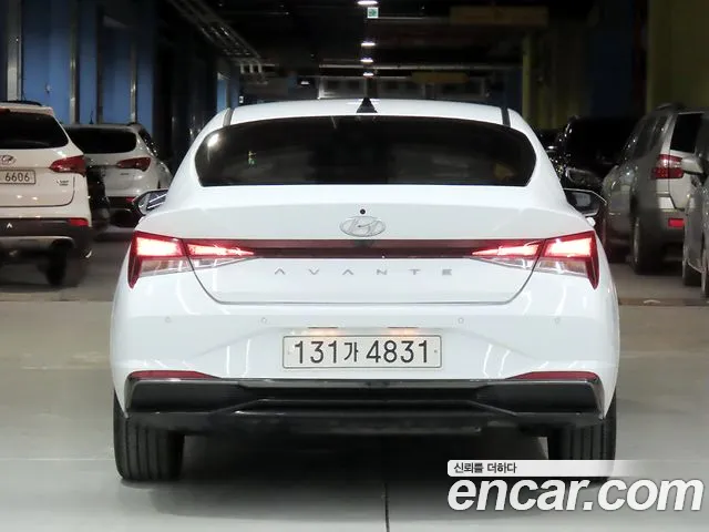 Hyundai Avante CN7 — Фото автомобиля 17