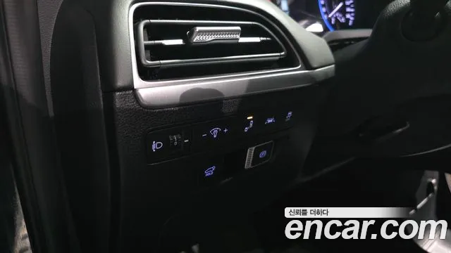 Hyundai Palisade Palisade Дизель 2.2 2WD — Фото автомобиля 21