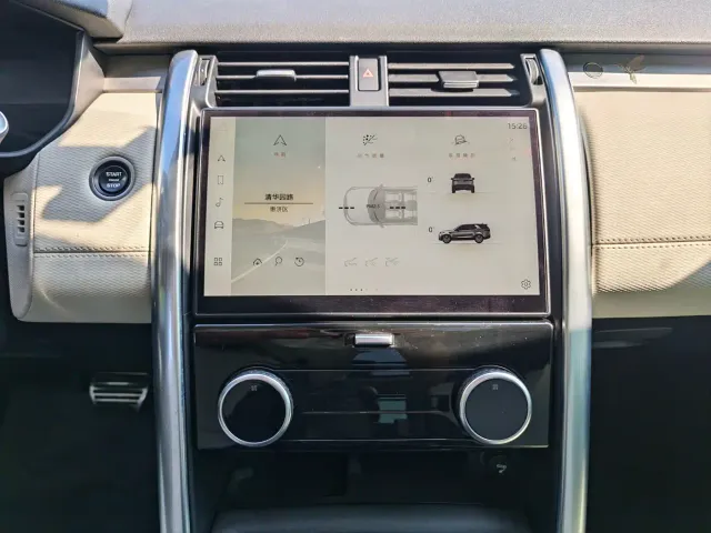 Land Rover Discovery — Фото автомобиля 12