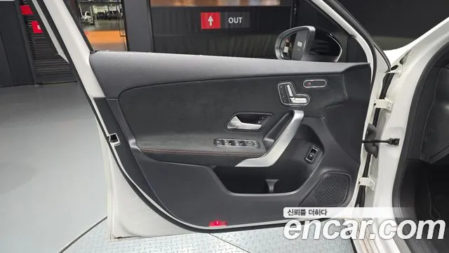 Mercedes-Benz A-Class W177 — Фото автомобиля 13