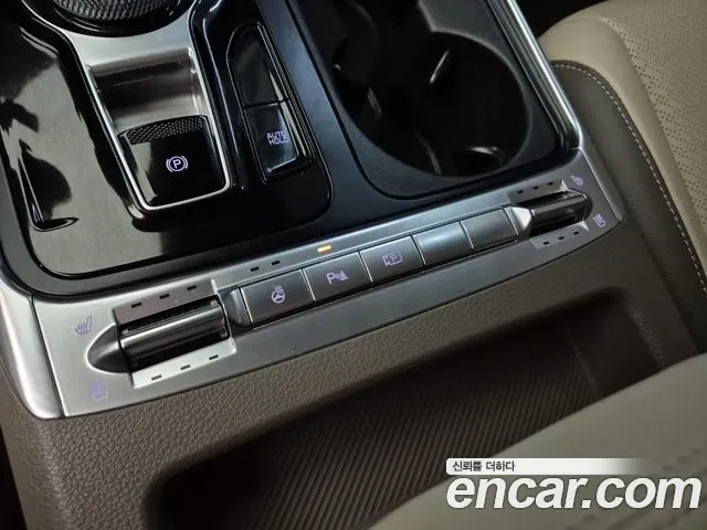 Kia Carnival 4th Gen — Фото автомобиля 18