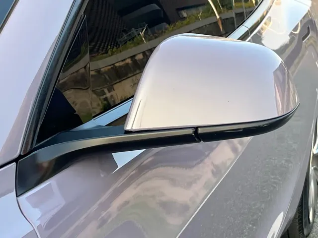 Tesla Model 3 — Фото автомобиля 17