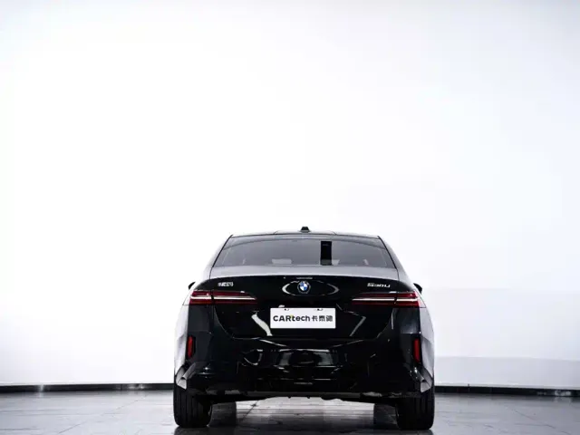 BMW 5 Series — Фото автомобиля 7