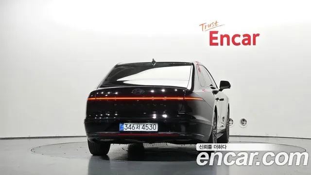 Hyundai Grandeur GN7 — Фото автомобиля 4
