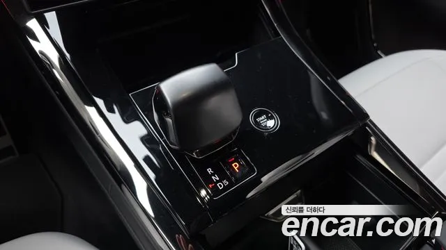 Land Rover Range Rover Sport — Фото автомобиля 12
