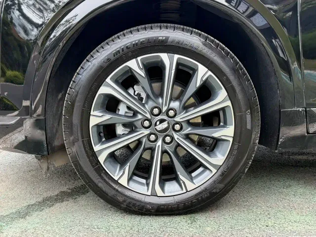 Cadillac XT5 — Фото автомобиля 14