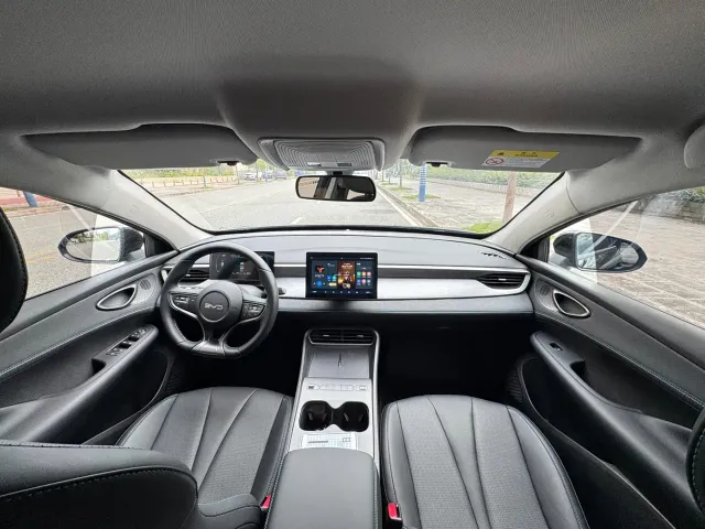 BYD Seal 05 DM-i — Фото автомобиля 6