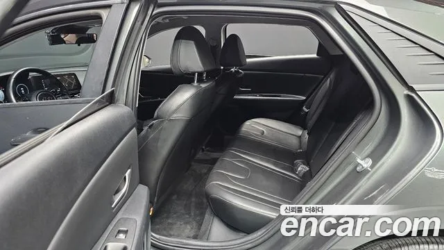 Hyundai AVANTE Avante (CN7) — Фото автомобиля 26