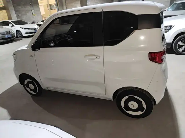 Wuling Hongguang Mini EV — Фото автомобиля 4