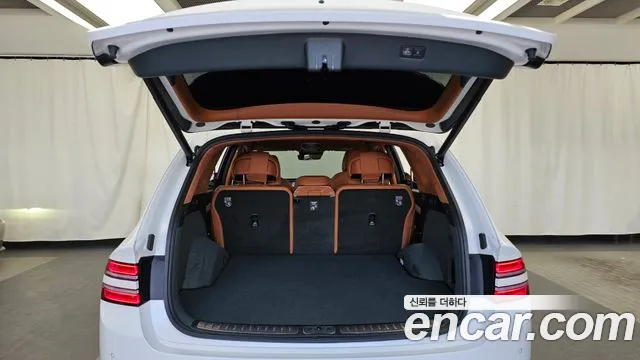 Genesis GV80 — Фото автомобиля 23