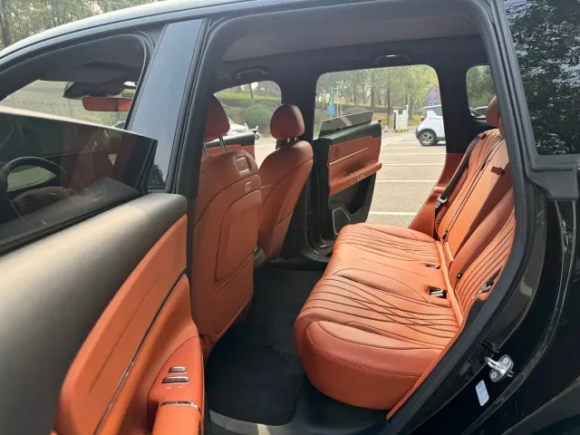 Changan Qiyuan Q07 — Фото автомобиля 8