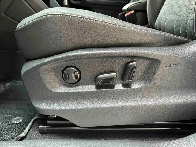 Volkswagen Tiguan L — Фото автомобиля 6