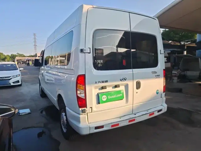 Maxus Xintu V80 — Фото автомобиля 4