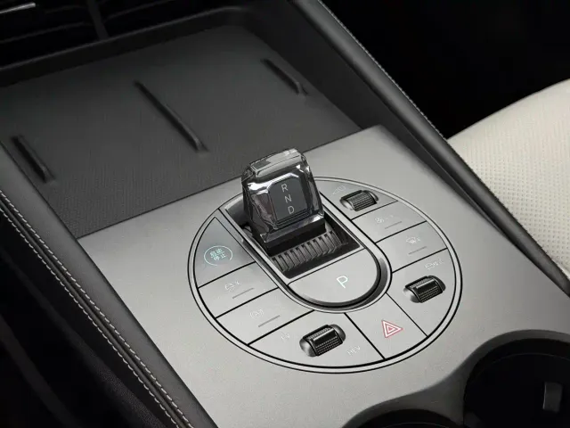 BYD Seal 06 — Фото автомобиля 15