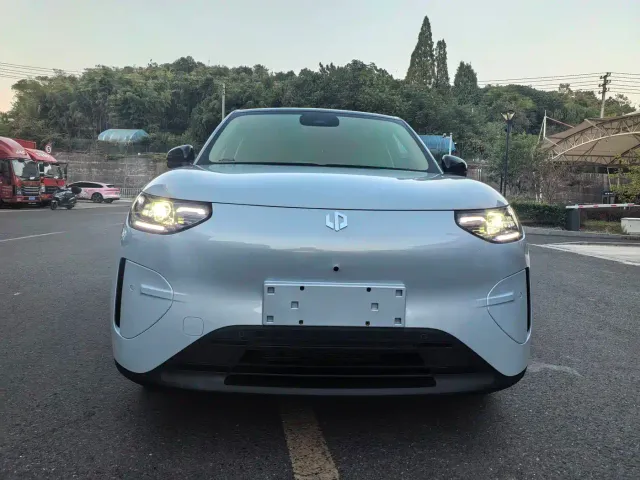 Leapmotor A10 — Фото автомобиля 4