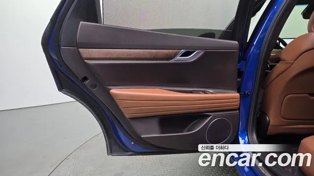 Genesis G80 RG3 — Фото автомобиля 14