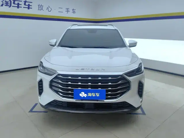 Jetour X70 Plus — Фото автомобиля 2