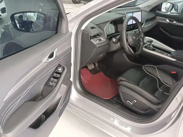Geely Xingrui — Фото автомобиля 15