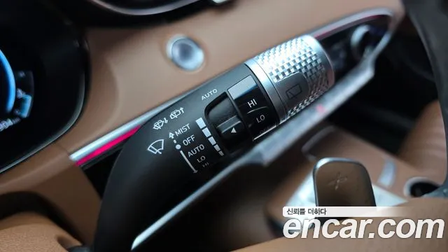 Genesis GV70 — Фото автомобиля 26