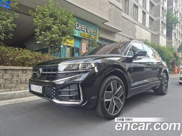 Фотография автомобиля — Volkswagen Touareg Generation 3