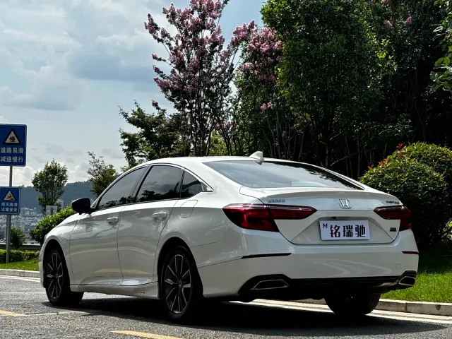 Honda Inspire — Фото автомобиля 30