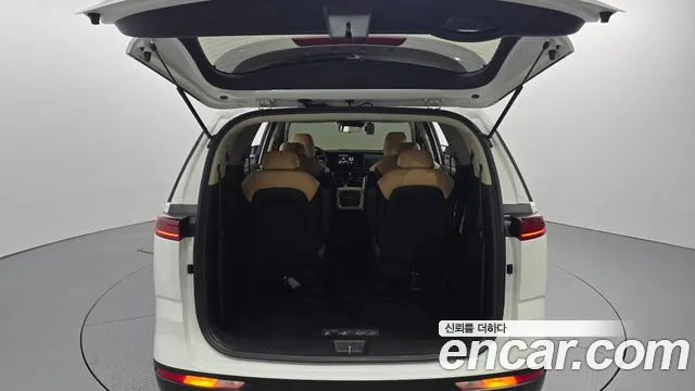 Kia Canival Carnival 4 поколение Дизель 9 мест Prestige — Фото автомобиля 20