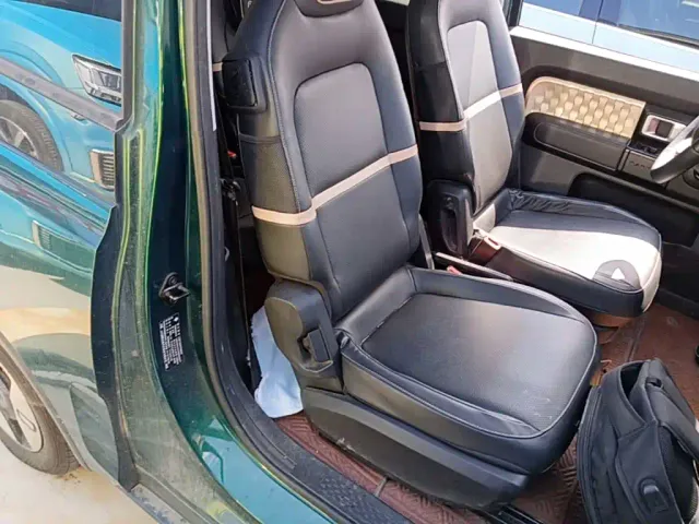 Baojun KiWi EV — Фото автомобиля 24
