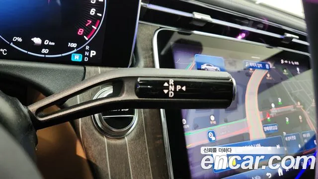 Mercedes-Benz E-Class — Фото автомобиля 15