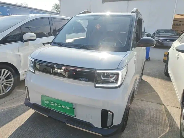 Фотография автомобиля — Wuling Hongguang Mini EV